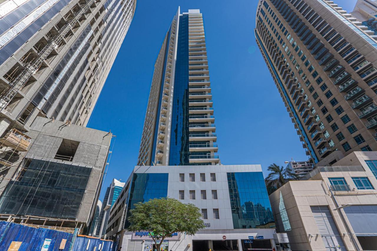Higuests - Spacious Studio With City Views Near Dubai Mall Екстериор снимка