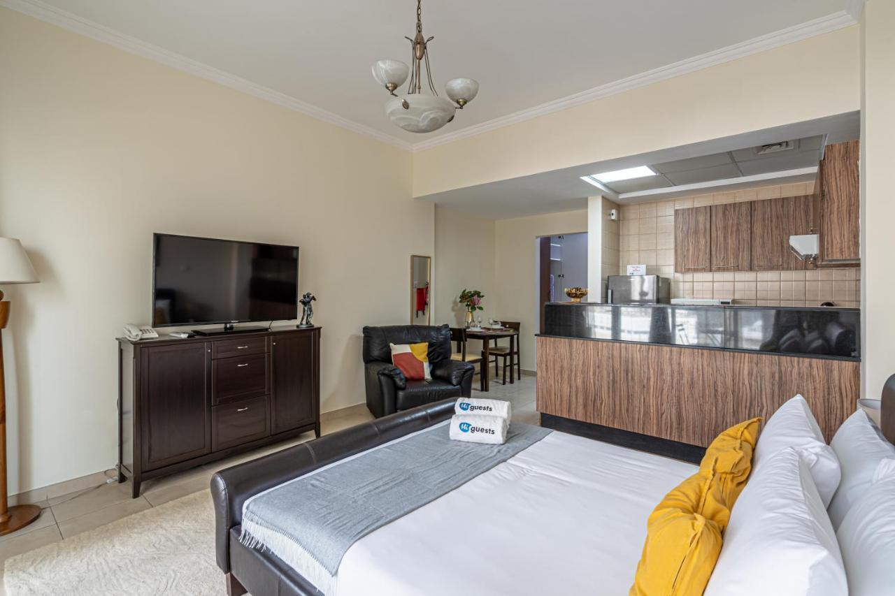 Higuests - Spacious Studio With City Views Near Dubai Mall Екстериор снимка
