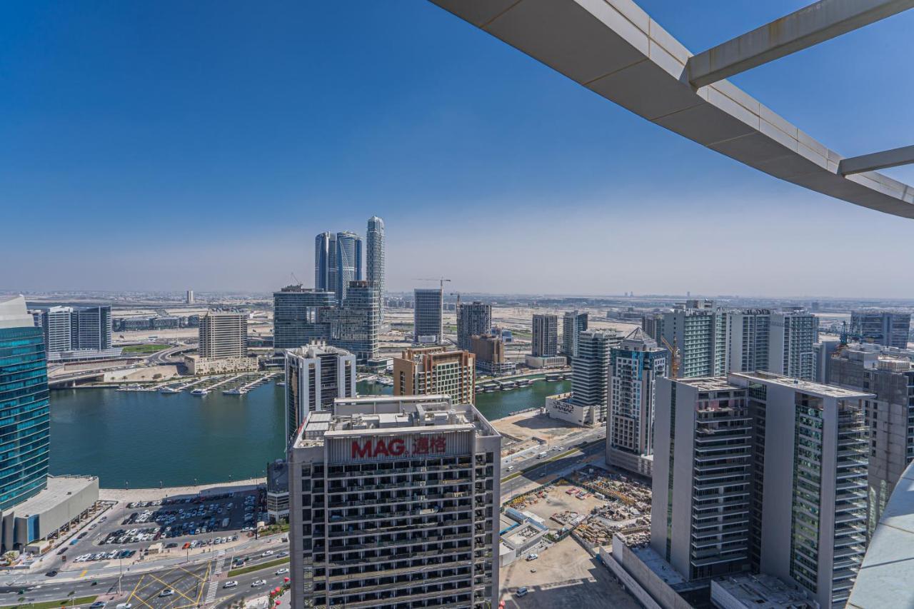 Higuests - Spacious Studio With City Views Near Dubai Mall Apartment Екстериор снимка