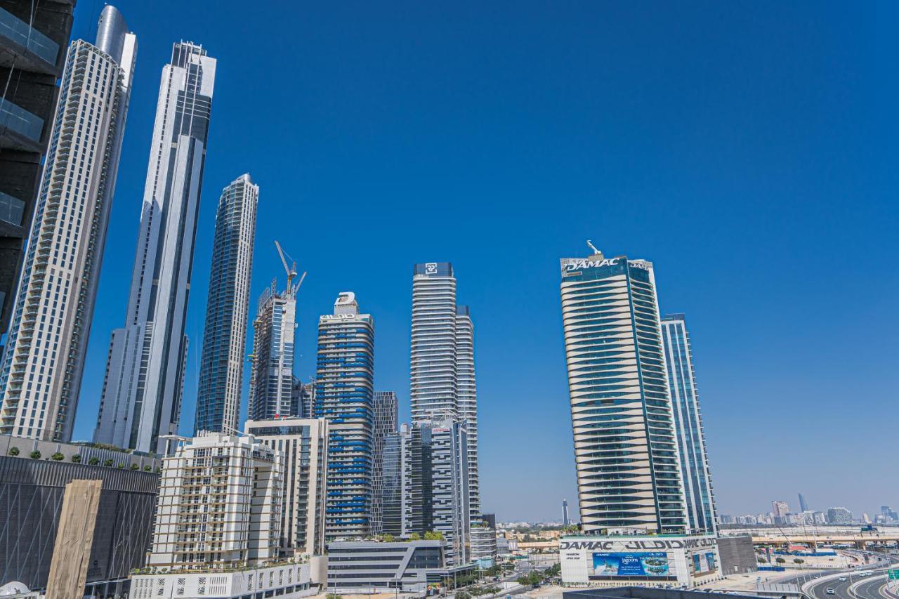 Higuests - Spacious Studio With City Views Near Dubai Mall Екстериор снимка